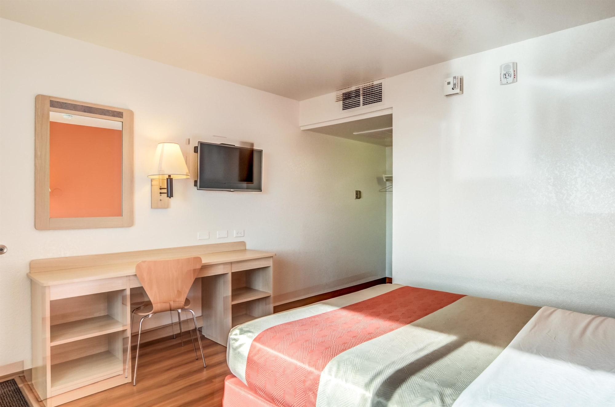 Park Inn By Radisson, Fort Collins Exterior photo